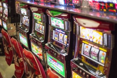 Phoenix Rises bonus round with multiplier display